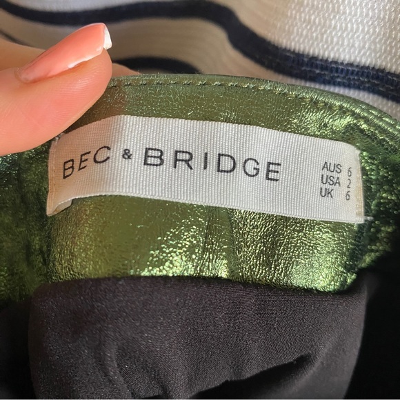 Bec & Bridge metallic leather green mini skirt size 6 - Picture 6 of 7